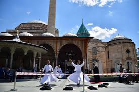 Onyx Atölyesi, Üçgüzeller, Çavuşin Kasabası, Güvercinlik Vadisi, Uçhisar Hacı Bektaş Veli Müzesi ve Türbesi, Balon Turu, Vadilerde Jeep Safari, Atv Turu