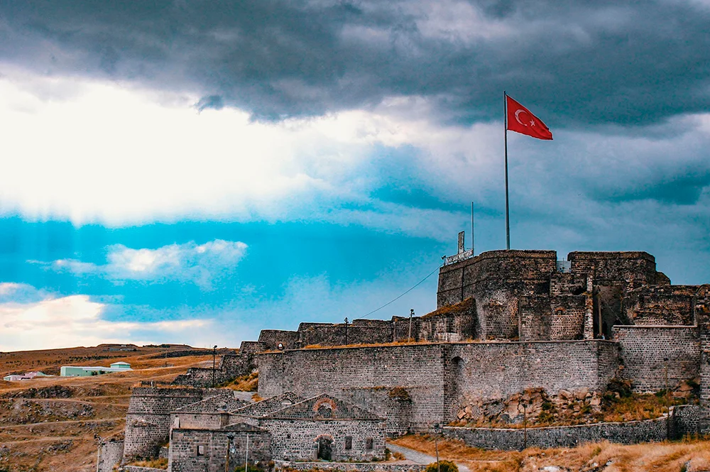 ERZİNCAN– MUNZUR VADİSİ-OVACIK – MUNZUR GÖZELERİ – PERTEK – HARPUT KALESİ – ELAZIĞ 