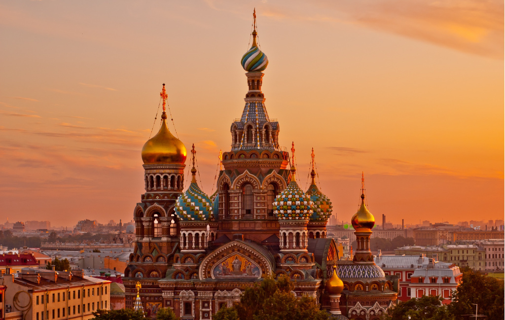 BEYAZ GECELER MOSKOVA & ST.PETERSBURG TURU 4 GECE 5 GÜN